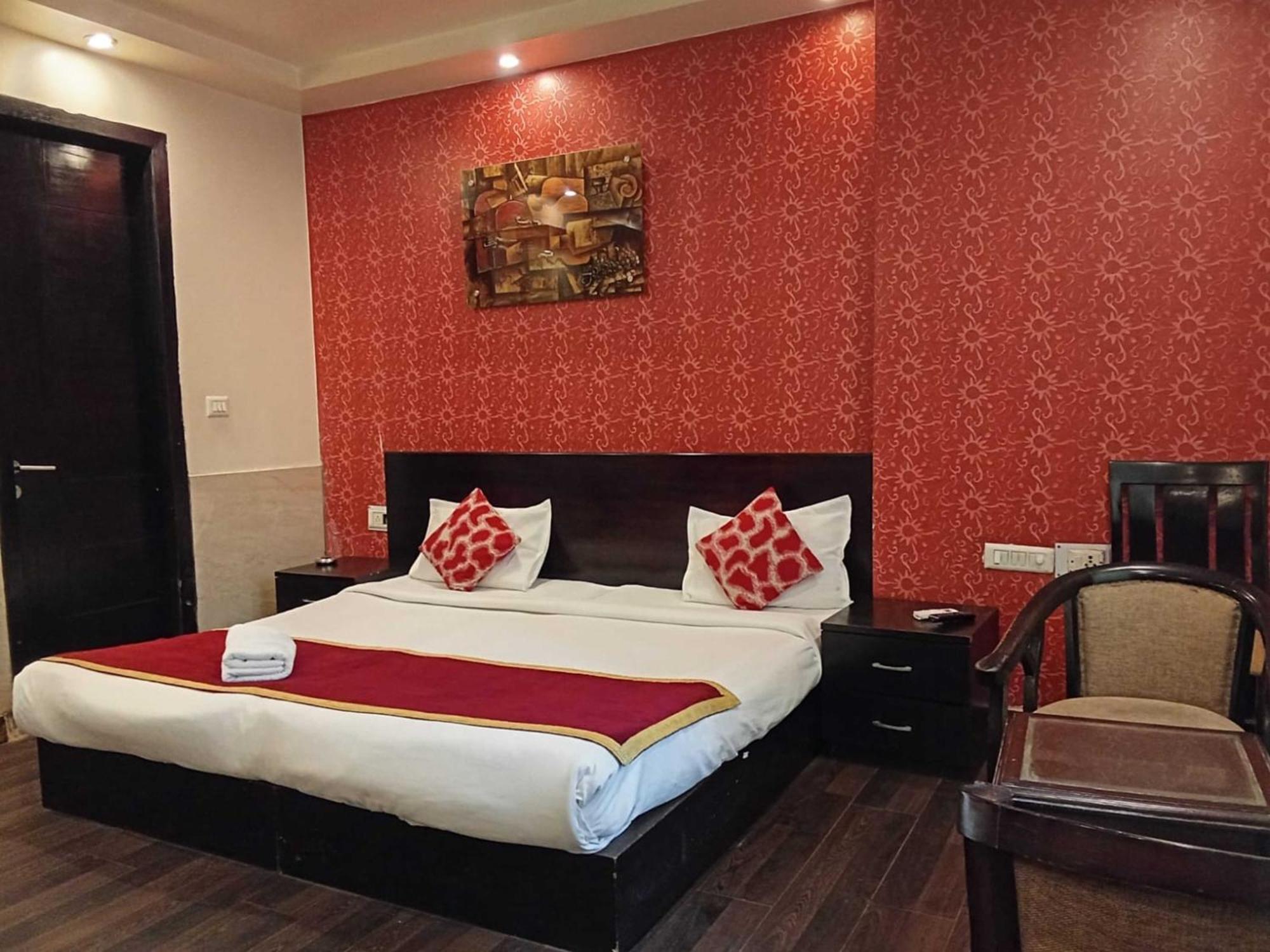 Paschim Vihar Hotel Deli Exterior foto